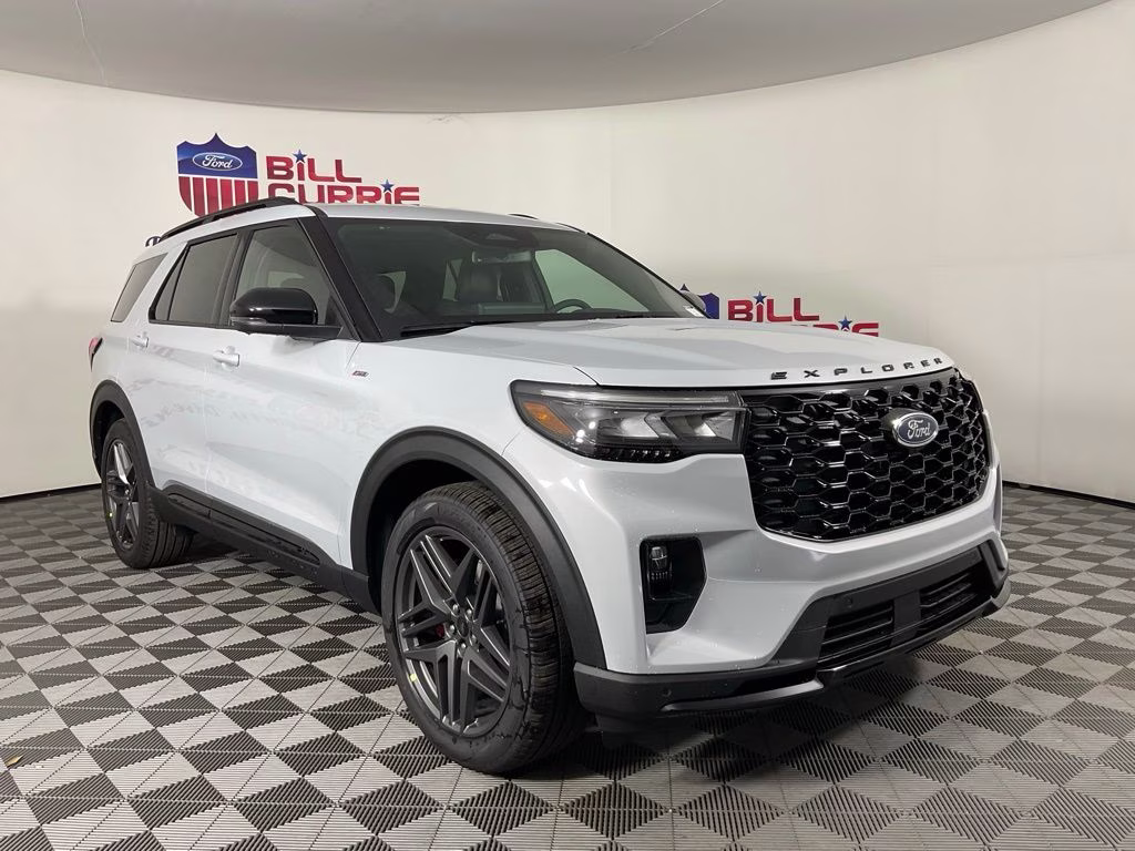 2026 White Metallic Ford Explorer ST-Line RWD SUV