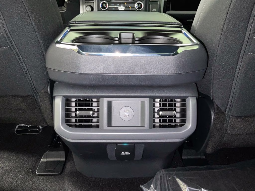 2026 Avalanche Ford F-150 XLT RWD Truck