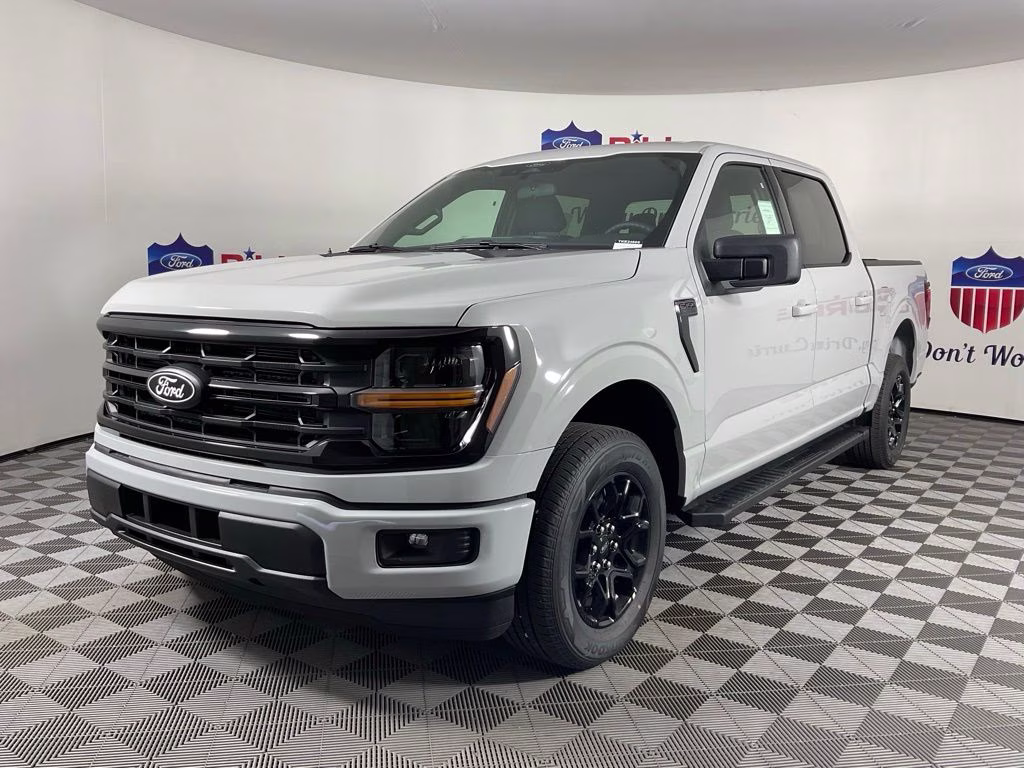 2026 Avalanche Ford F-150 XLT RWD Truck