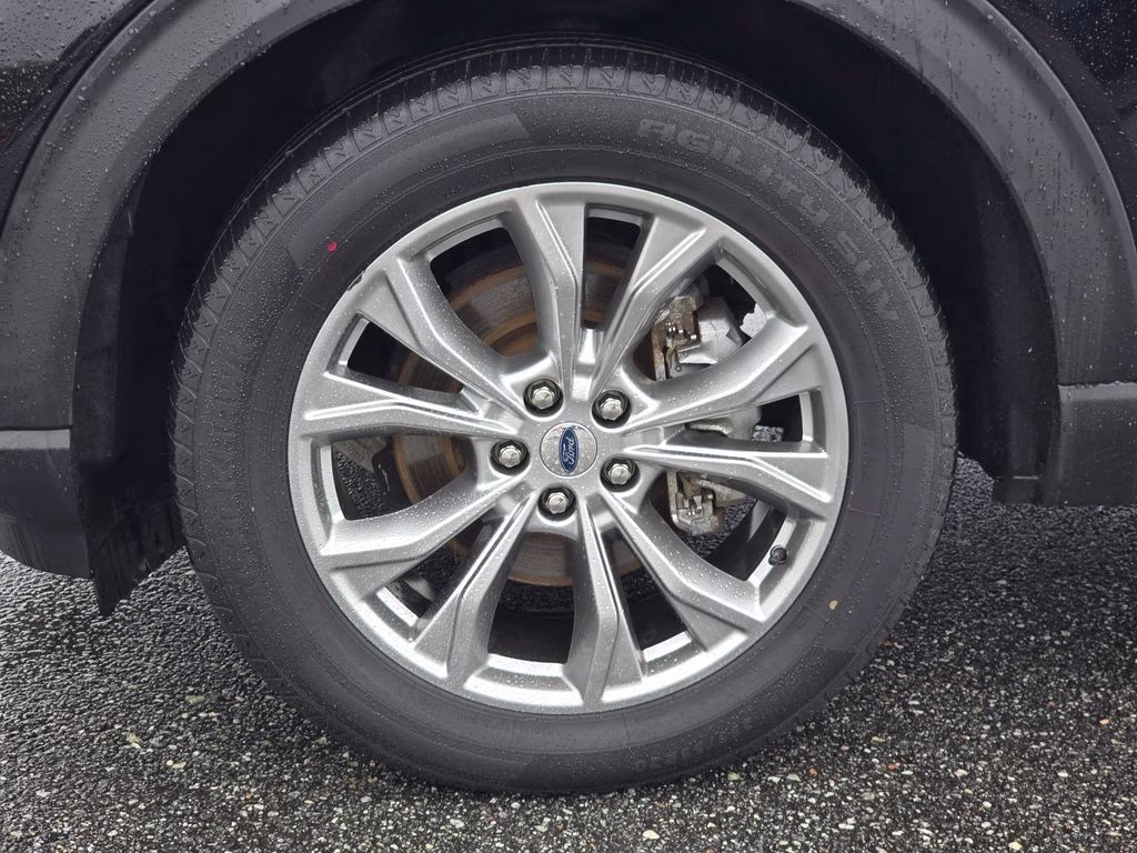 2021 Agate Black Metallic Ford Explorer XLT 4X4 SUV