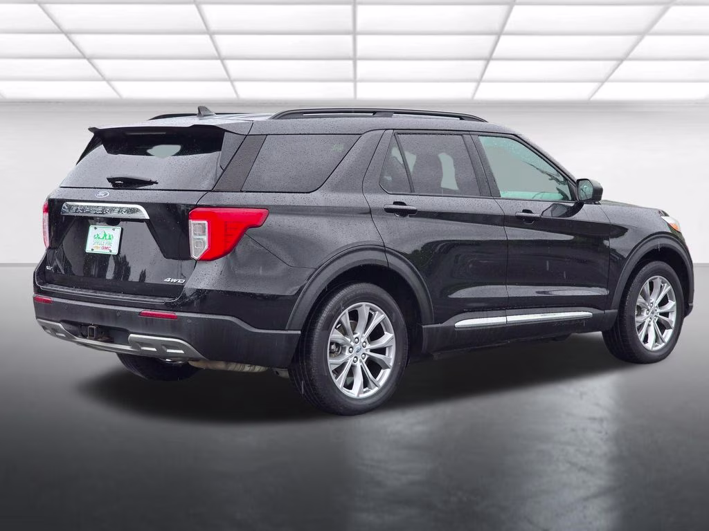 2021 Agate Black Metallic Ford Explorer XLT 4X4 SUV