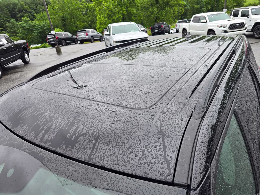 2021 Agate Black Metallic Ford Explorer XLT 4X4 SUV