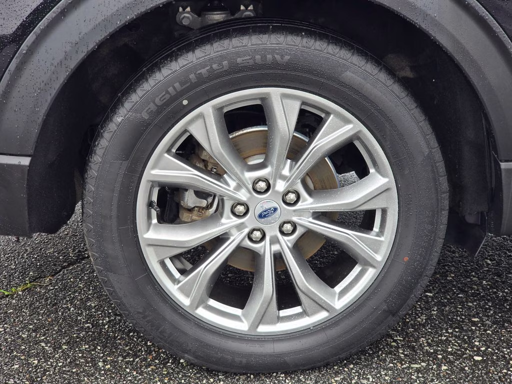 2021 Agate Black Metallic Ford Explorer XLT 4X4 SUV