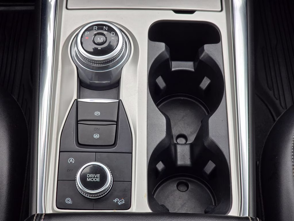 2021 Agate Black Metallic Ford Explorer XLT 4X4 SUV