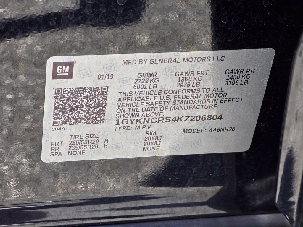 2019 Stellar Black Metallic Cadillac XT5 Luxury FWD SUV