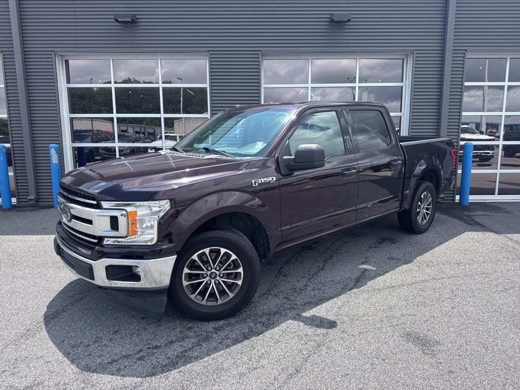 2018 Magma Red Metallic Ford F-150 XLT RWD Truck
