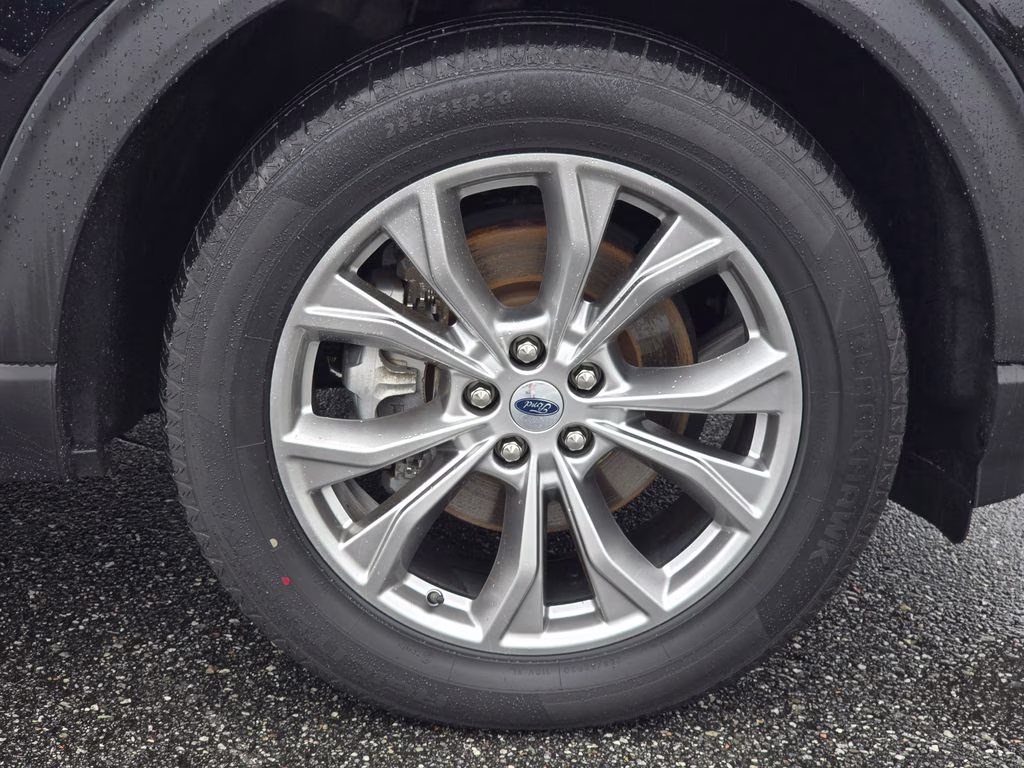 2021 Agate Black Metallic Ford Explorer XLT 4X4 SUV