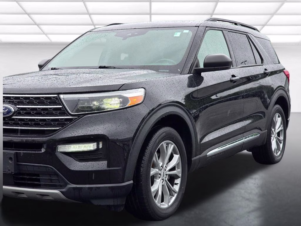 2021 Agate Black Metallic Ford Explorer XLT 4X4 SUV