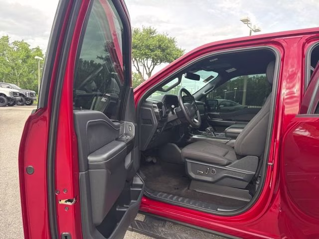 2021 Rapid Red Metallic Tinted Clearcoat Ford F-150 XLT Crew Cab Pickup RWD Truck