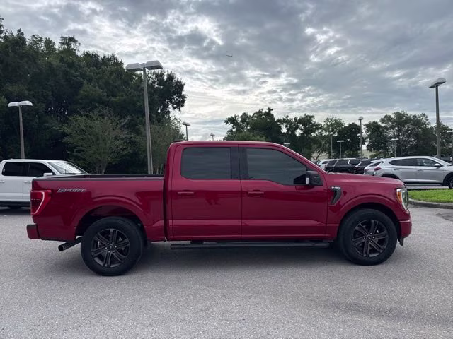 2021 Rapid Red Metallic Tinted Clearcoat Ford F-150 XLT Crew Cab Pickup RWD Truck