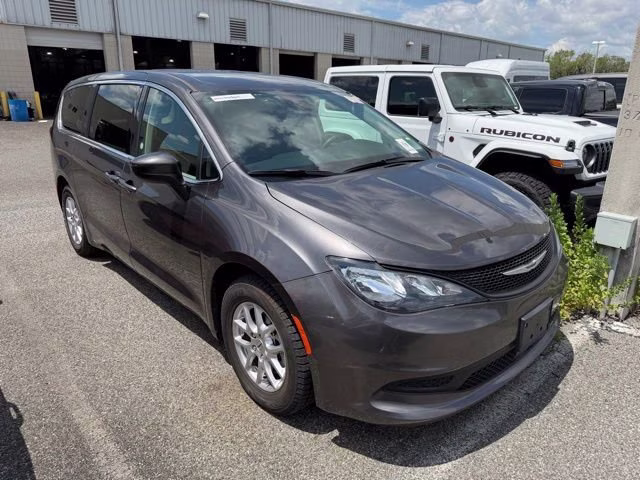 2023 Granite Crystal Metallic Clearcoat Chrysler Voyager LX FWD Van