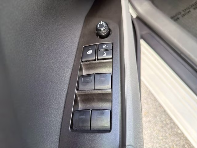 2024 Ice Cap Toyota Camry SE FWD Sedan