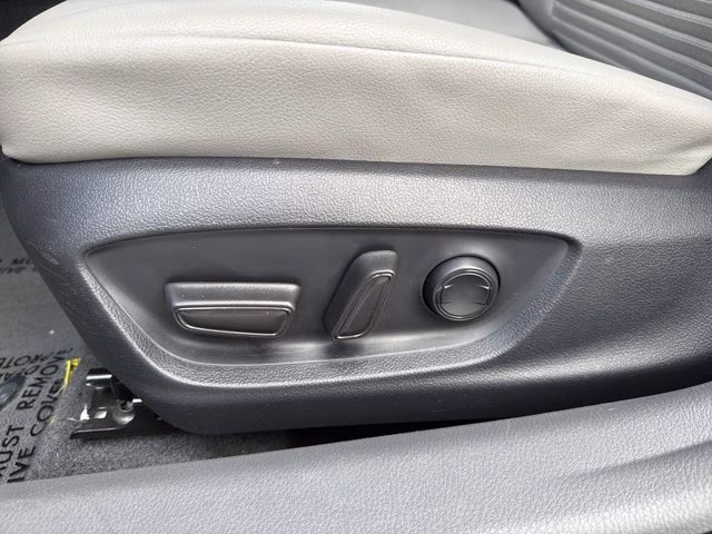2024 Ice Cap Toyota Camry SE FWD Sedan