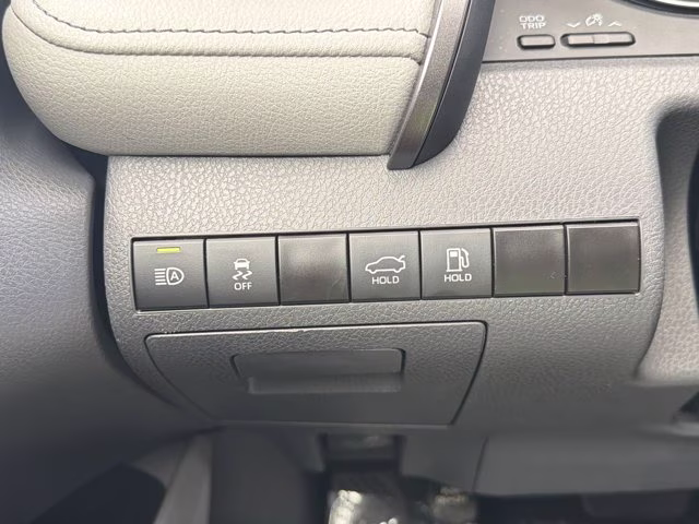 2024 Ice Cap Toyota Camry SE FWD Sedan