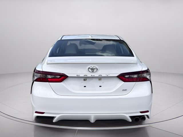 2024 Ice Cap Toyota Camry SE FWD Sedan