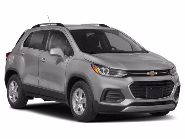 2022 Silver Ice Metallic Chevrolet Trax LT FWD SUV