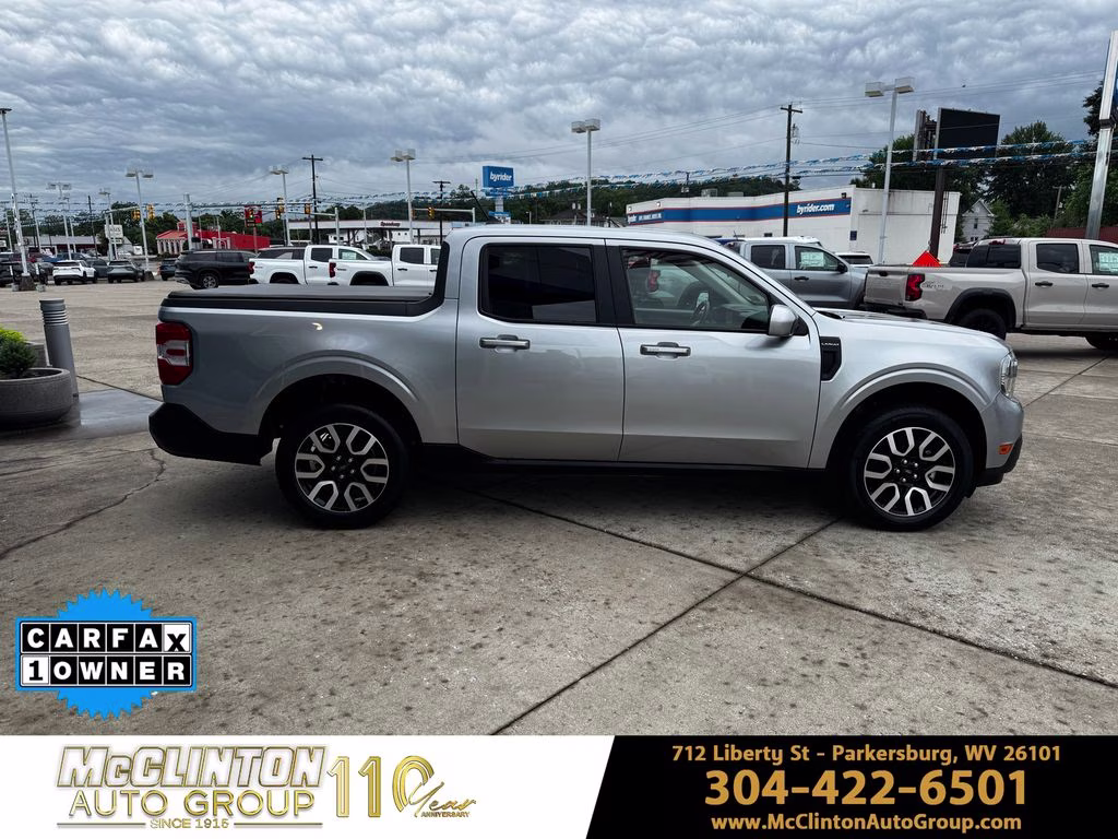 2023 Iconic Silver Metallic Ford Maverick Lariat AWD Truck