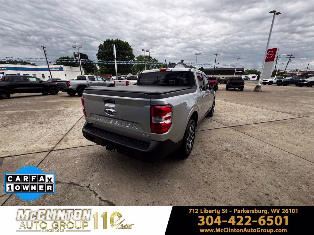 2023 Iconic Silver Metallic Ford Maverick Lariat AWD Truck