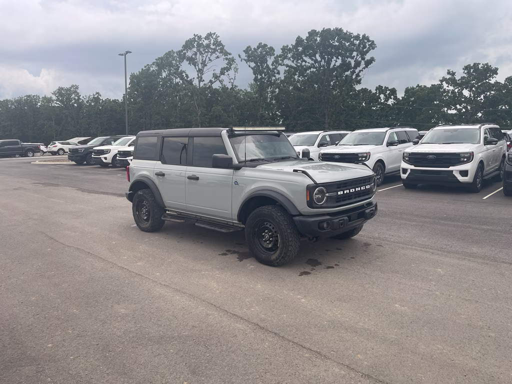 2022 Cactus Gray Ford Bronco Black Diamond 4X4 SUV