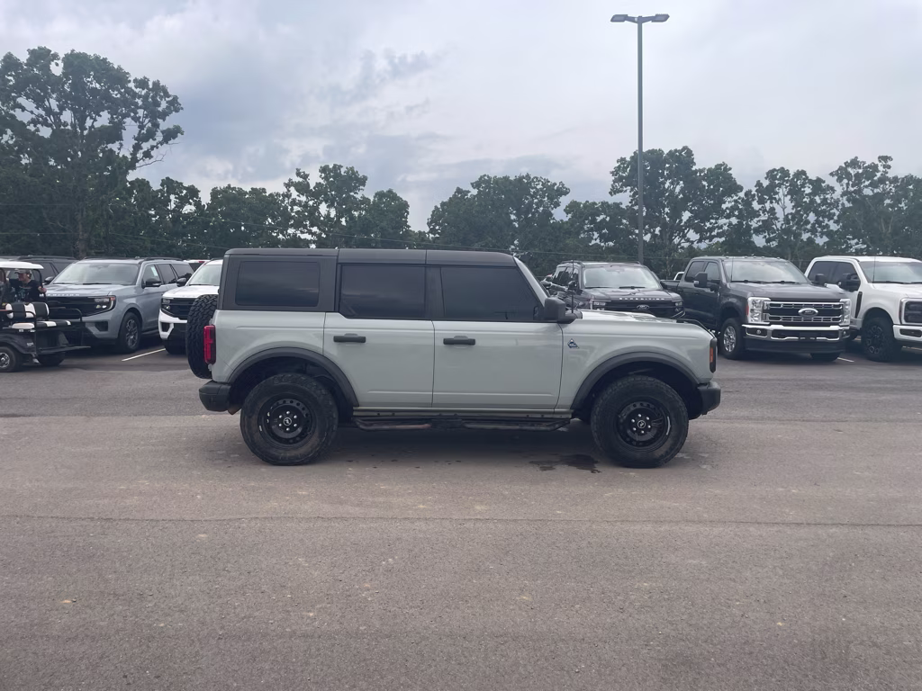 2022 Cactus Gray Ford Bronco Black Diamond 4X4 SUV