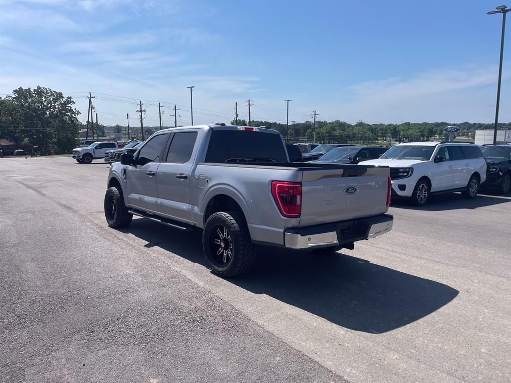 2021 Iconic Silver Metallic Ford F-150 XLT 4X4 Truck