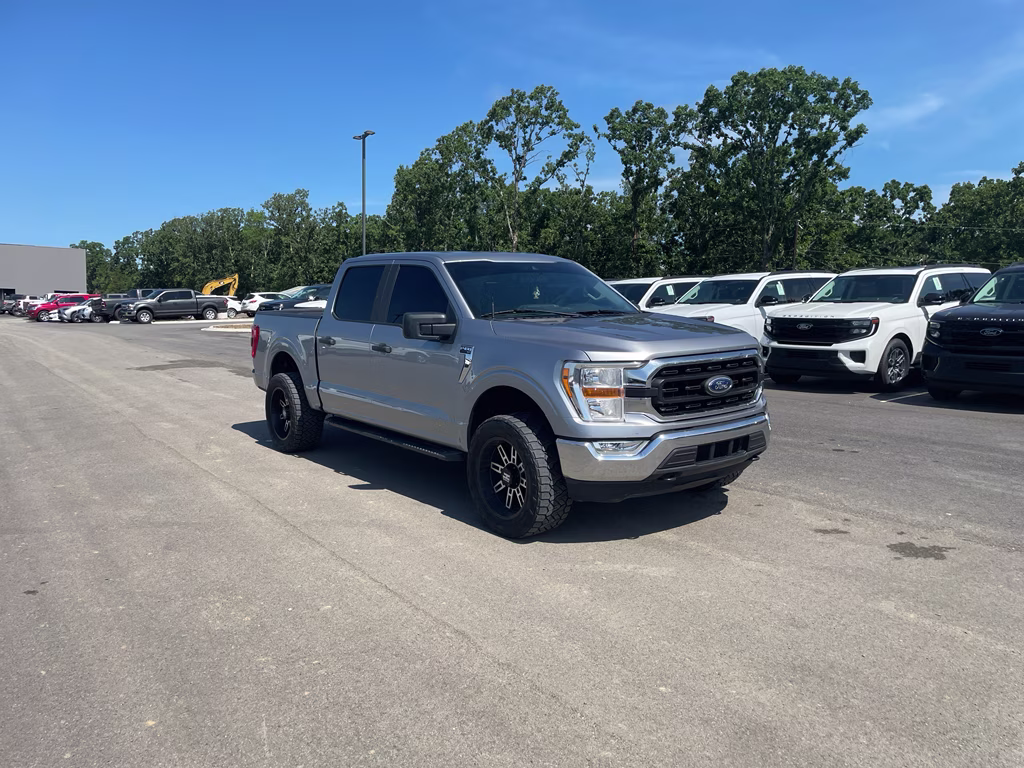 2021 Iconic Silver Metallic Ford F-150 XLT 4X4 Truck