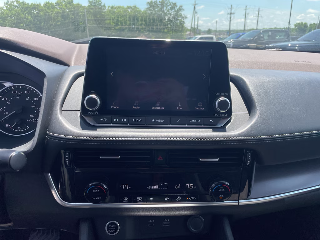 2022 Brilliant Silver Metallic Nissan Rogue SV FWD SUV