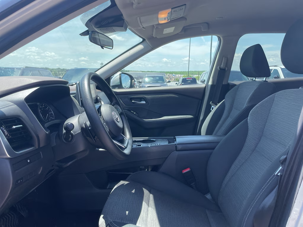 2022 Brilliant Silver Metallic Nissan Rogue SV FWD SUV