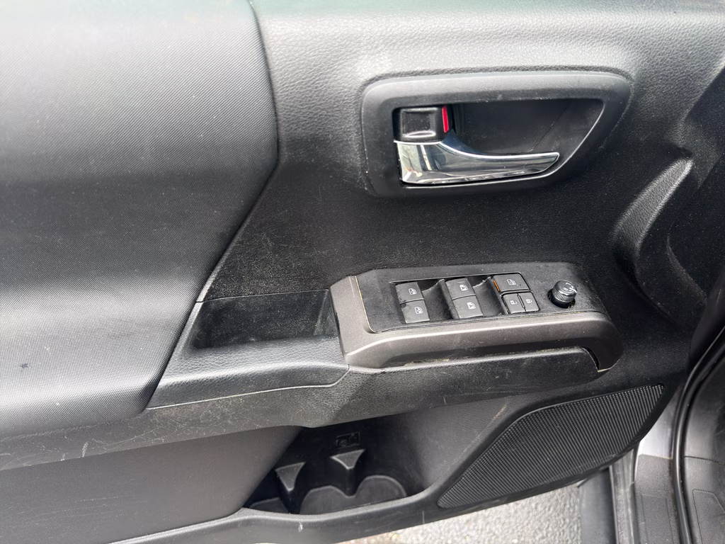 2022 Magnetic Gray Metallic Toyota Tacoma TRD Off Road 4X4 Truck