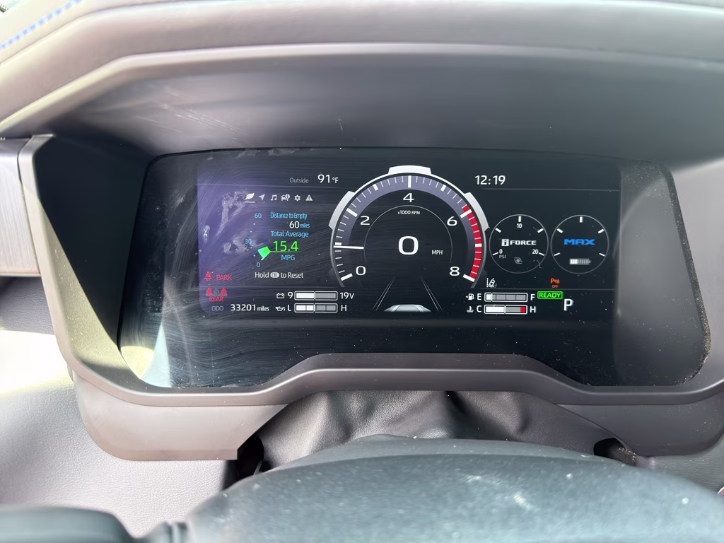 2024 Wind Chill Pearl Toyota Tundra Hybrid Platinum Hybrid 4X4 Truck