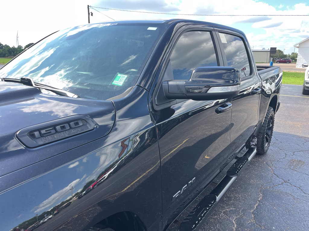 2020 Diamond Black Crystal Pearlcoat Ram 1500 Big Horn 4X4 Truck