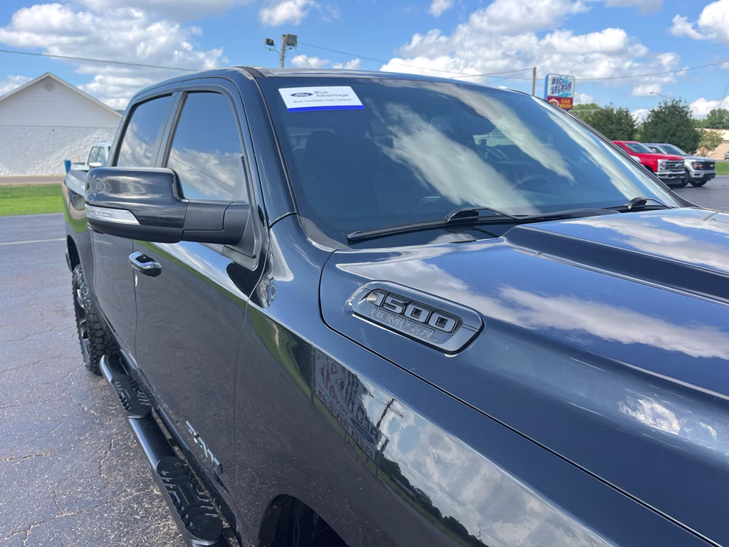2020 Diamond Black Crystal Pearlcoat Ram 1500 Big Horn 4X4 Truck