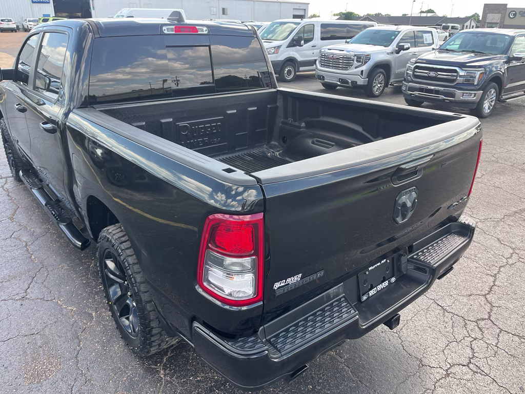 2020 Diamond Black Crystal Pearlcoat Ram 1500 Big Horn 4X4 Truck