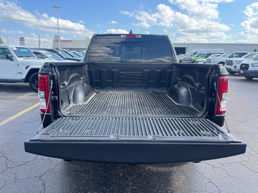 2020 Diamond Black Crystal Pearlcoat Ram 1500 Big Horn 4X4 Truck