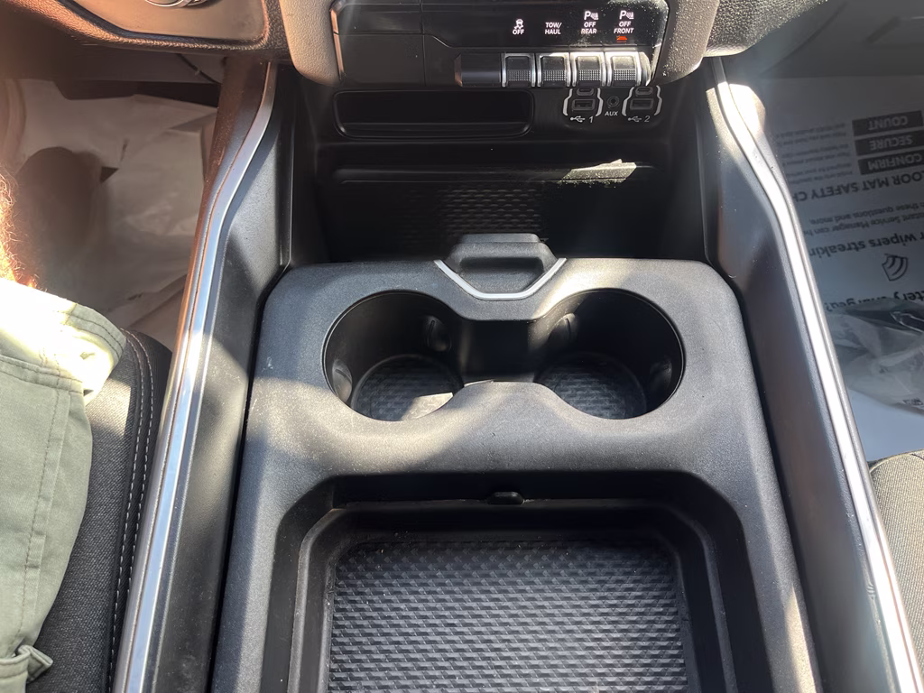 2020 Diamond Black Crystal Pearlcoat Ram 1500 Big Horn 4X4 Truck