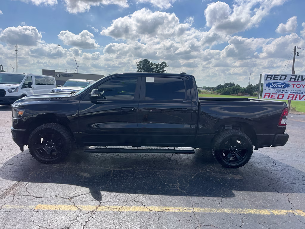 2020 Diamond Black Crystal Pearlcoat Ram 1500 Big Horn 4X4 Truck