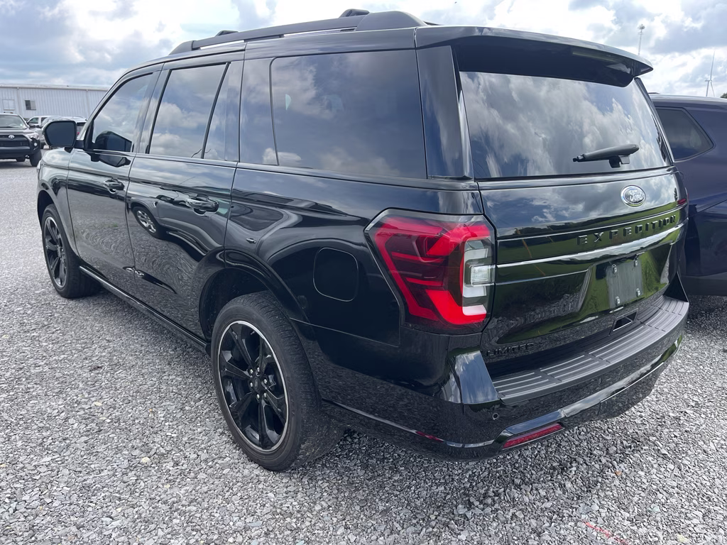2023 Agate Black Metallic Ford Expedition Limited 4X4 SUV