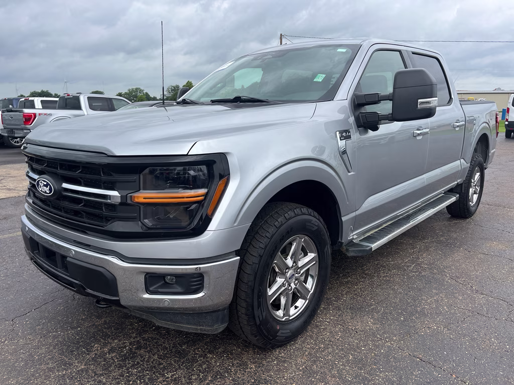 2024 Iconic Silver Metallic Ford F-150 XLT 4X4 Truck