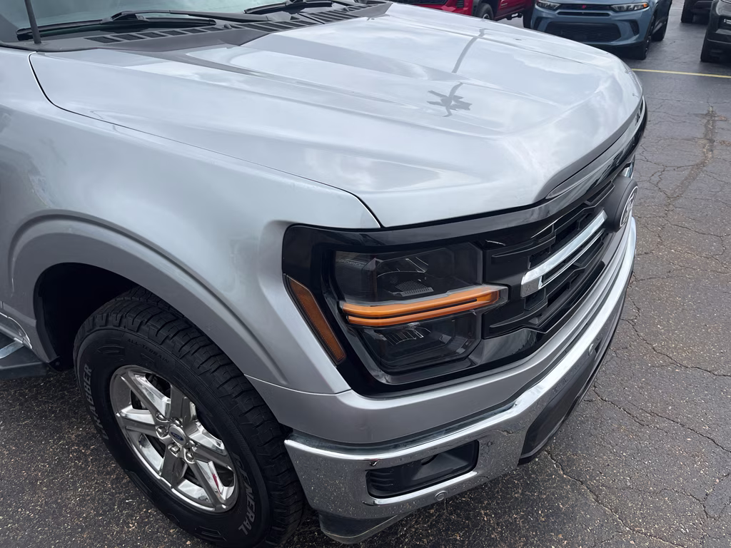 2024 Iconic Silver Metallic Ford F-150 XLT 4X4 Truck
