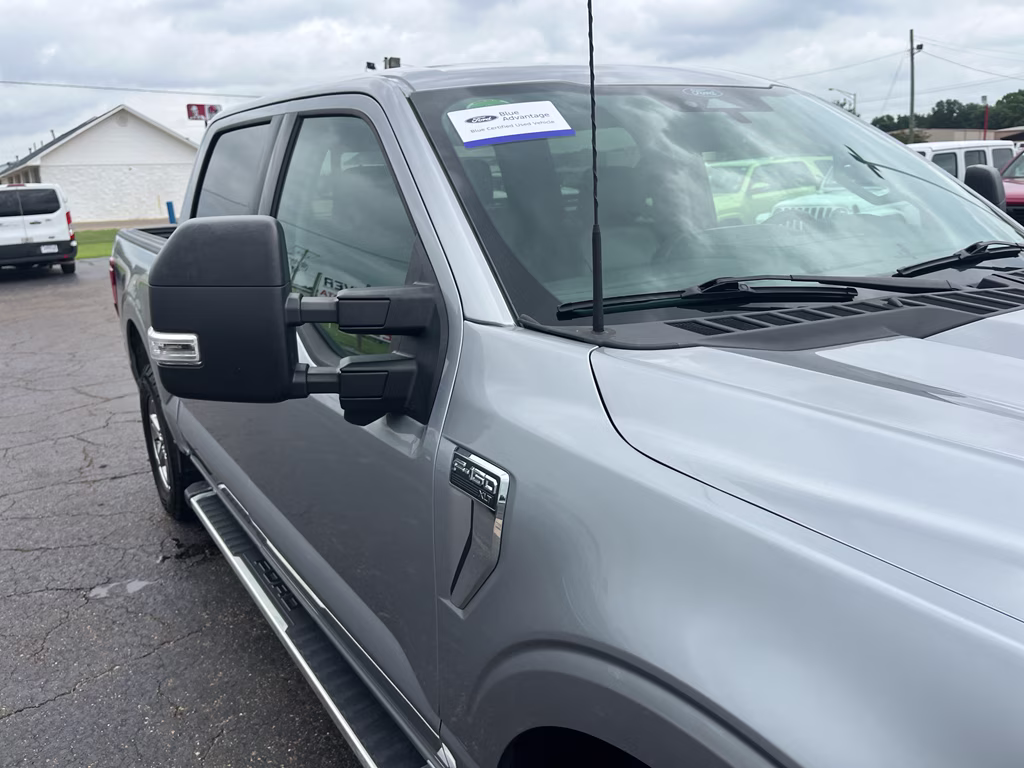 2024 Iconic Silver Metallic Ford F-150 XLT 4X4 Truck
