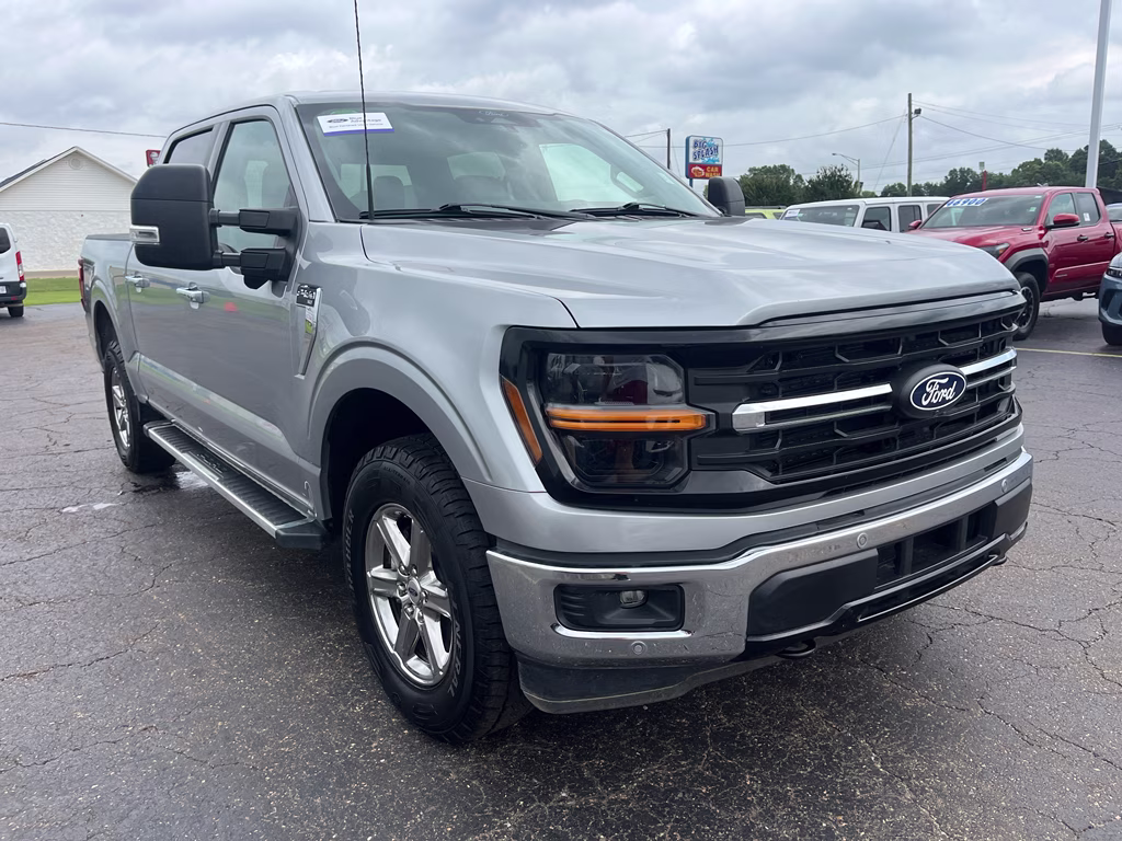 2024 Iconic Silver Metallic Ford F-150 XLT 4X4 Truck