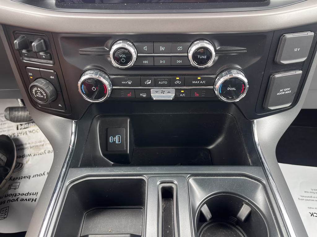 2024 Iconic Silver Metallic Ford F-150 XLT 4X4 Truck