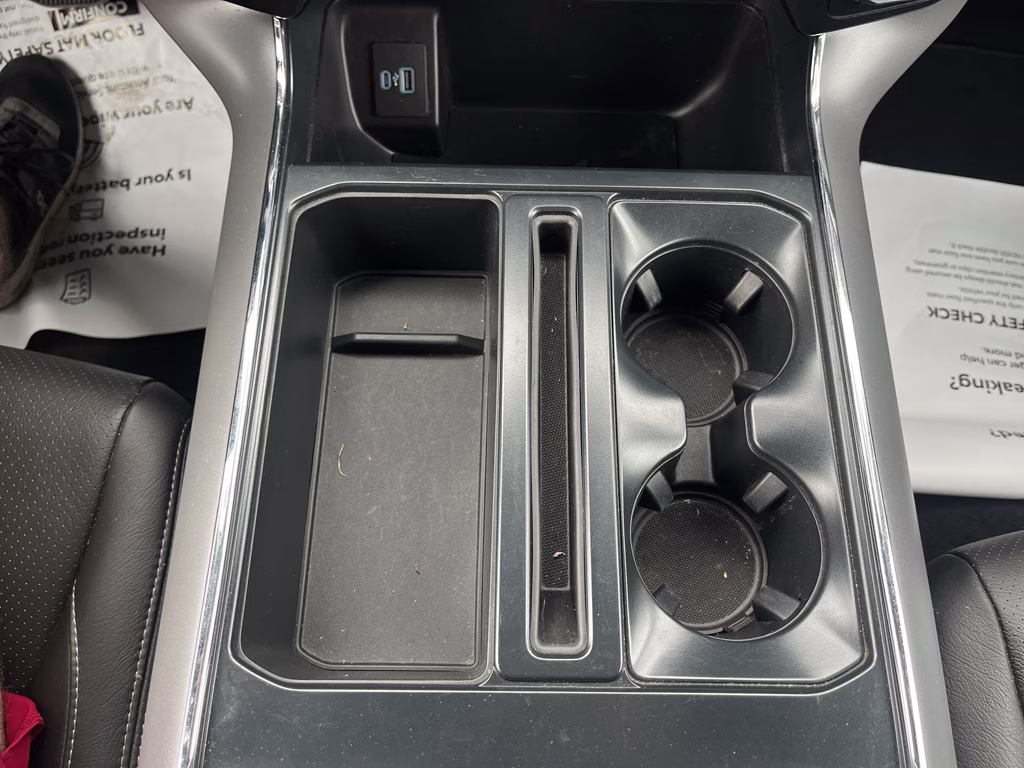 2024 Iconic Silver Metallic Ford F-150 XLT 4X4 Truck
