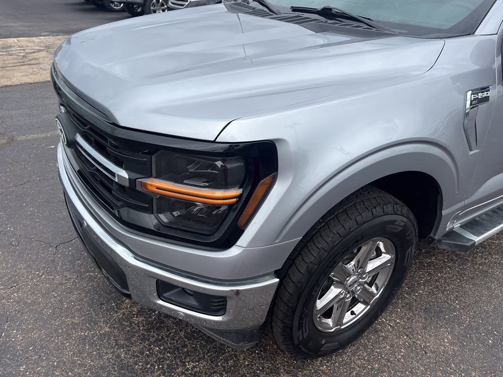 2024 Iconic Silver Metallic Ford F-150 XLT 4X4 Truck