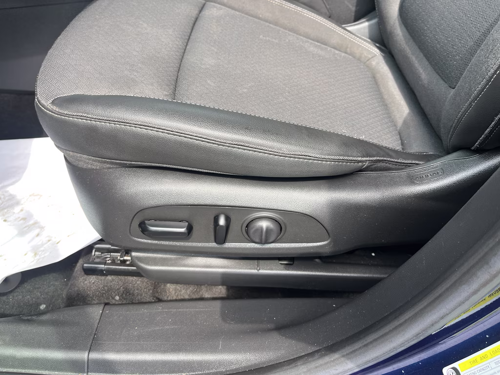 2022 Sapphire Metallic Buick Encore GX Select FWD SUV
