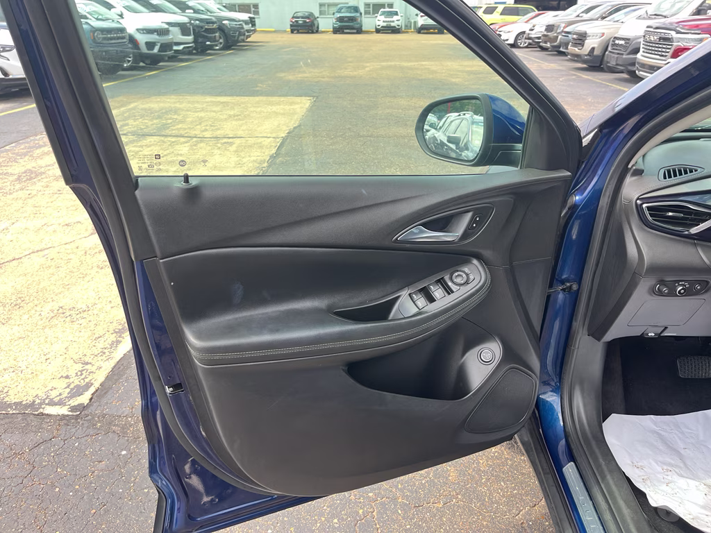 2022 Sapphire Metallic Buick Encore GX Select FWD SUV