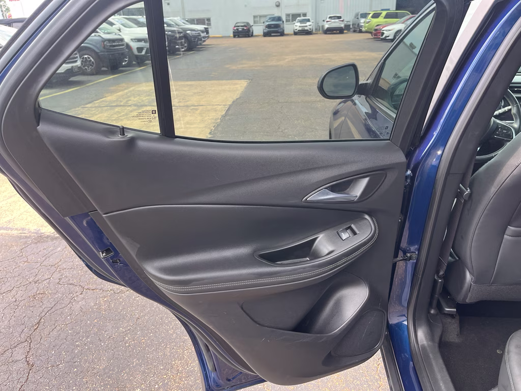 2022 Sapphire Metallic Buick Encore GX Select FWD SUV