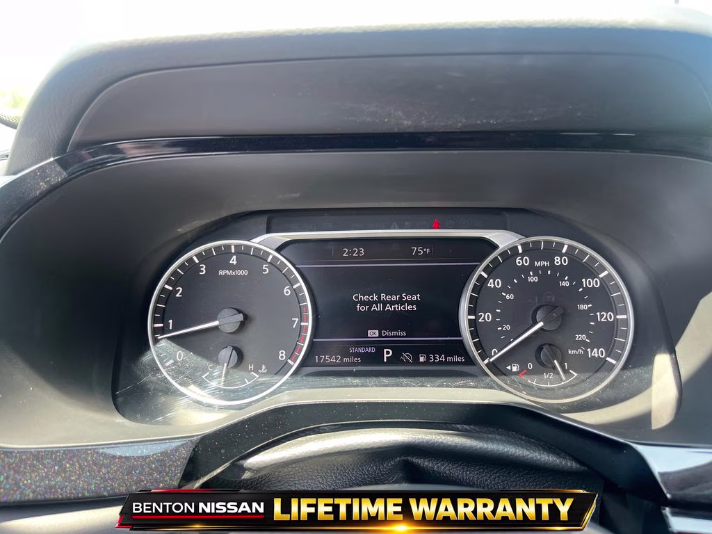 2025 Brilliant Silver Metallic Nissan Pathfinder SL FWD SUV