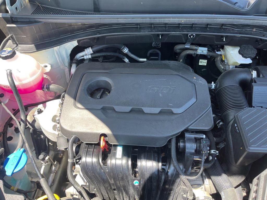 2022 Snow White Pearl Kia Sportage EX FWD SUV