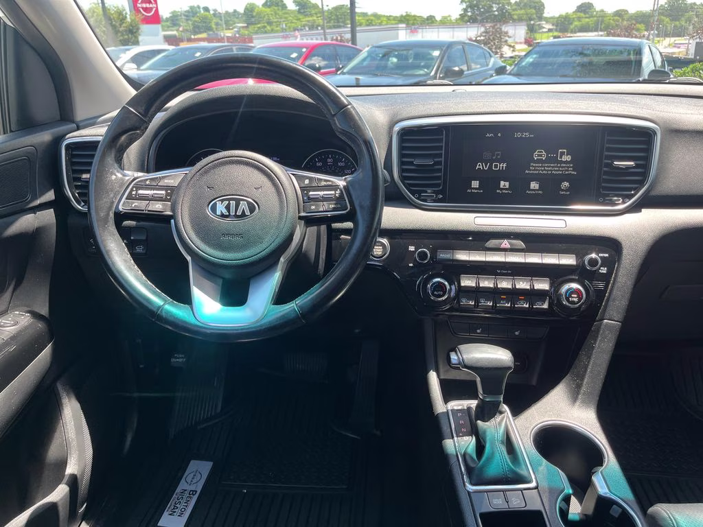 2022 Snow White Pearl Kia Sportage EX FWD SUV